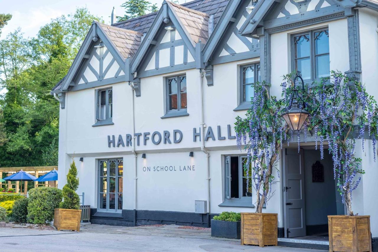 Hartford Hall On School Lane Northwich Exterior foto